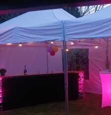 Zelte mieten<br />
Stehtische mieten<br />
Bierzelt Garnituren mieten<br />