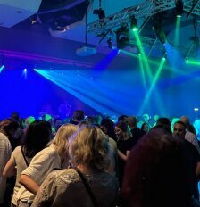 Lichttechnik mieten<br /><br />
Scheinwerfer mieten<br />
Lichterkette mieten<br />